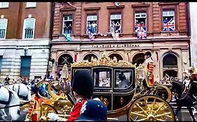 Superb Apartment Near Buckingham Palace